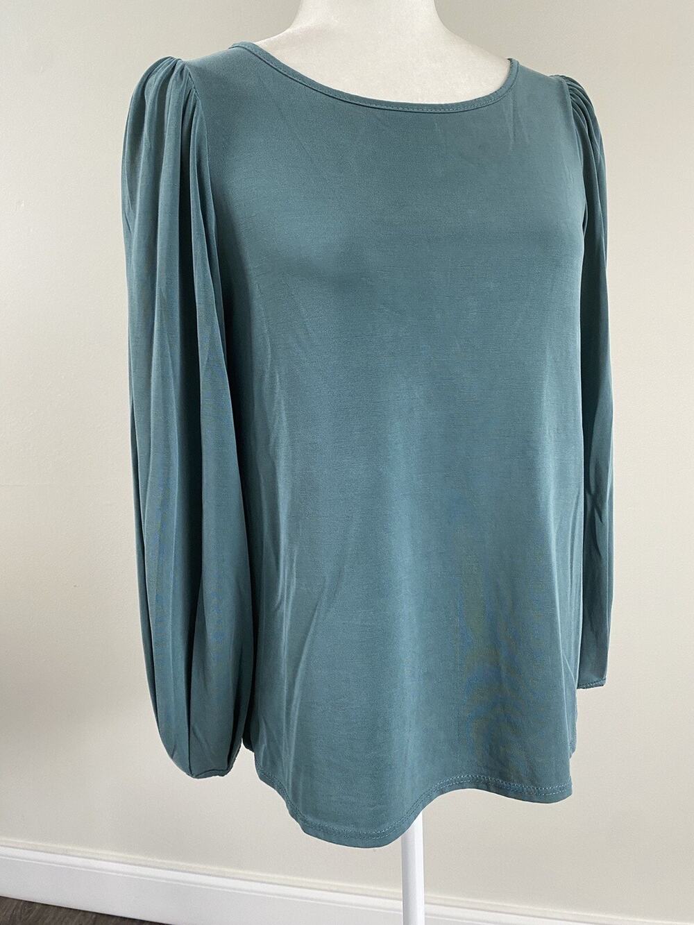 Green Envelope Women’s Blouse Top Pleated LS Moss Green Sz S -USA-